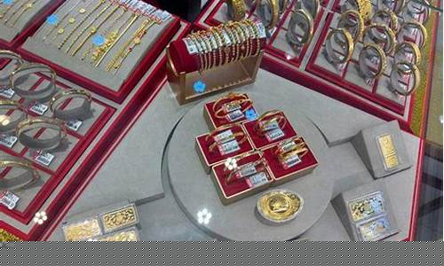 济南黄金首饰多少钱一克_济南实体店金价多少