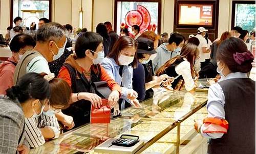 国际金价下跌是什么原因_国际金价升至新高的原因