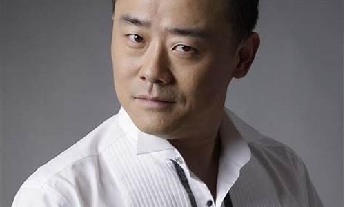 周立波爆笑谈房价_周立波调侃中国油价