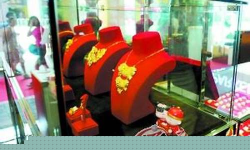 福清老凤祥成品金价查询_青口老凤祥黄金价格