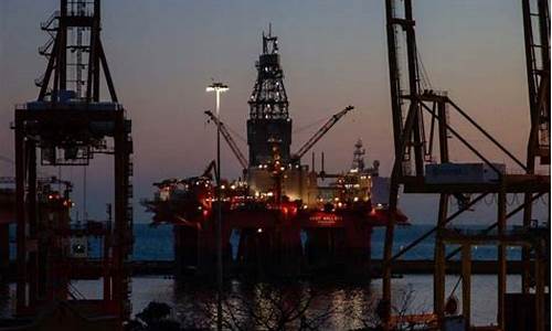 沙特油价提高政策_沙特调整石油价格