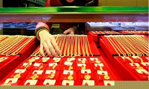 珠宝工厂金价暴涨原因_珠宝工厂金价暴涨原因有哪些