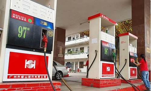 乌鲁木齐市汽油价_乌鲁木齐市汽油价格调整最新消息
